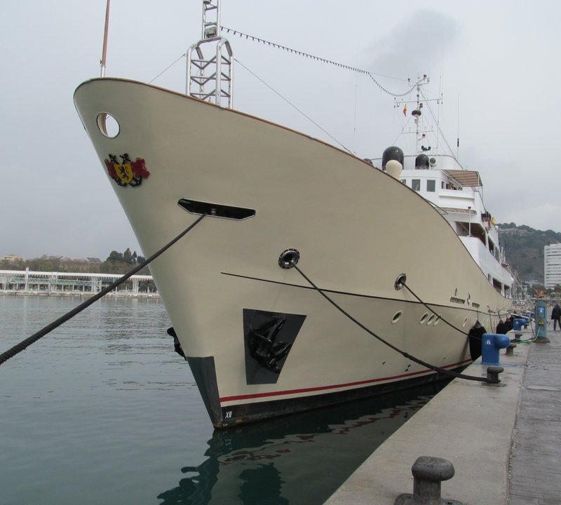 la sultana yacht owner